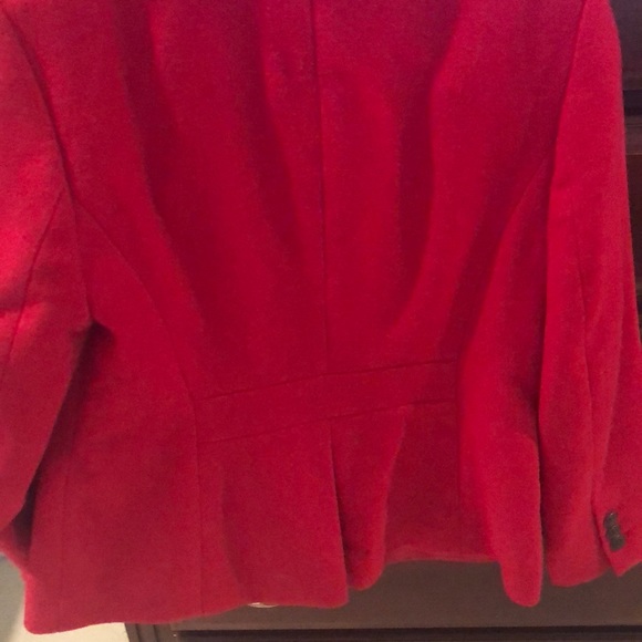 Blazer - Picture 5 of 5